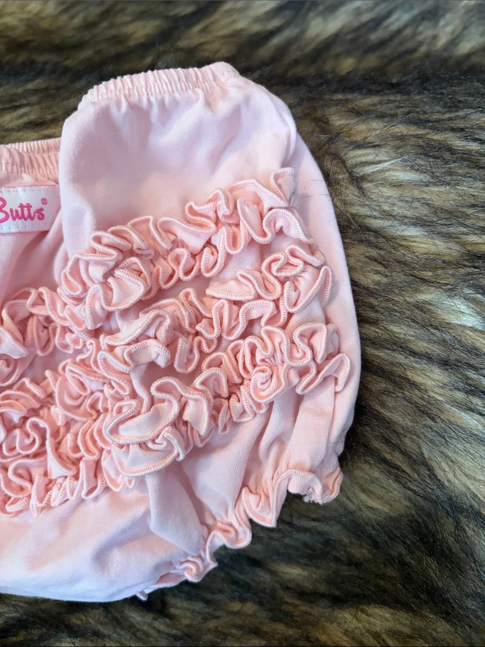 Ruffle Butts sweet light